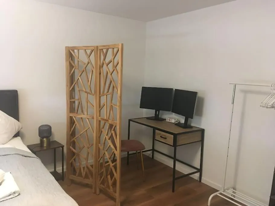 Apartment Flair: Ruheoase Vor Der Stadt Mannheim